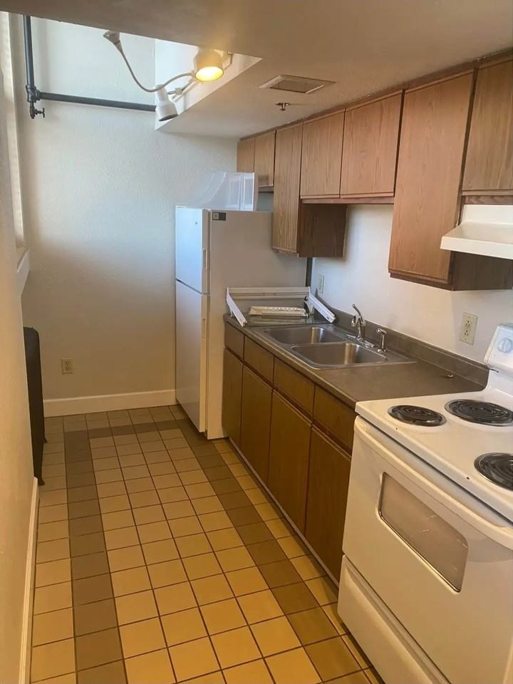 313 North 3rd Avenue East - Photo 6 of 23