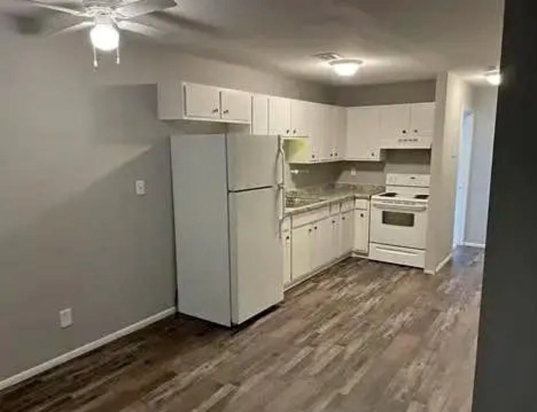 1926 East 2nd Street - Photo 2 of 12