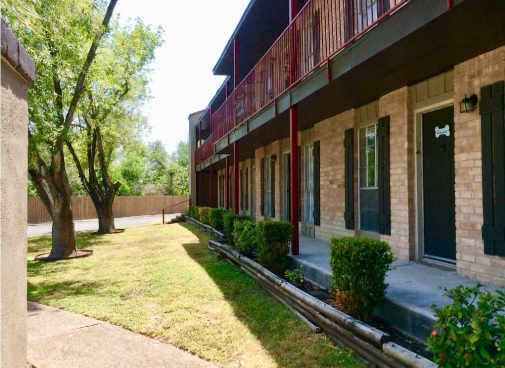 Vista De Palmas Apartments - Photo 6 of 6