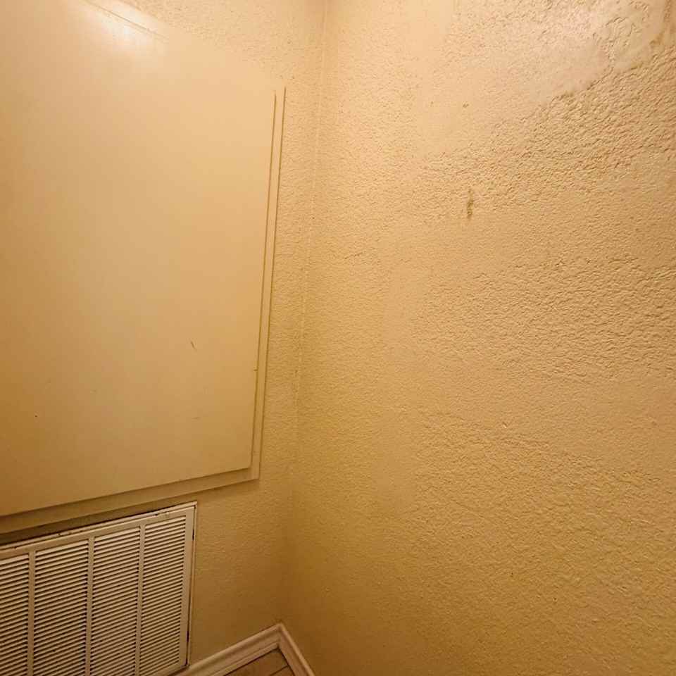 2094 Texas Ave - Photo 7 of 10