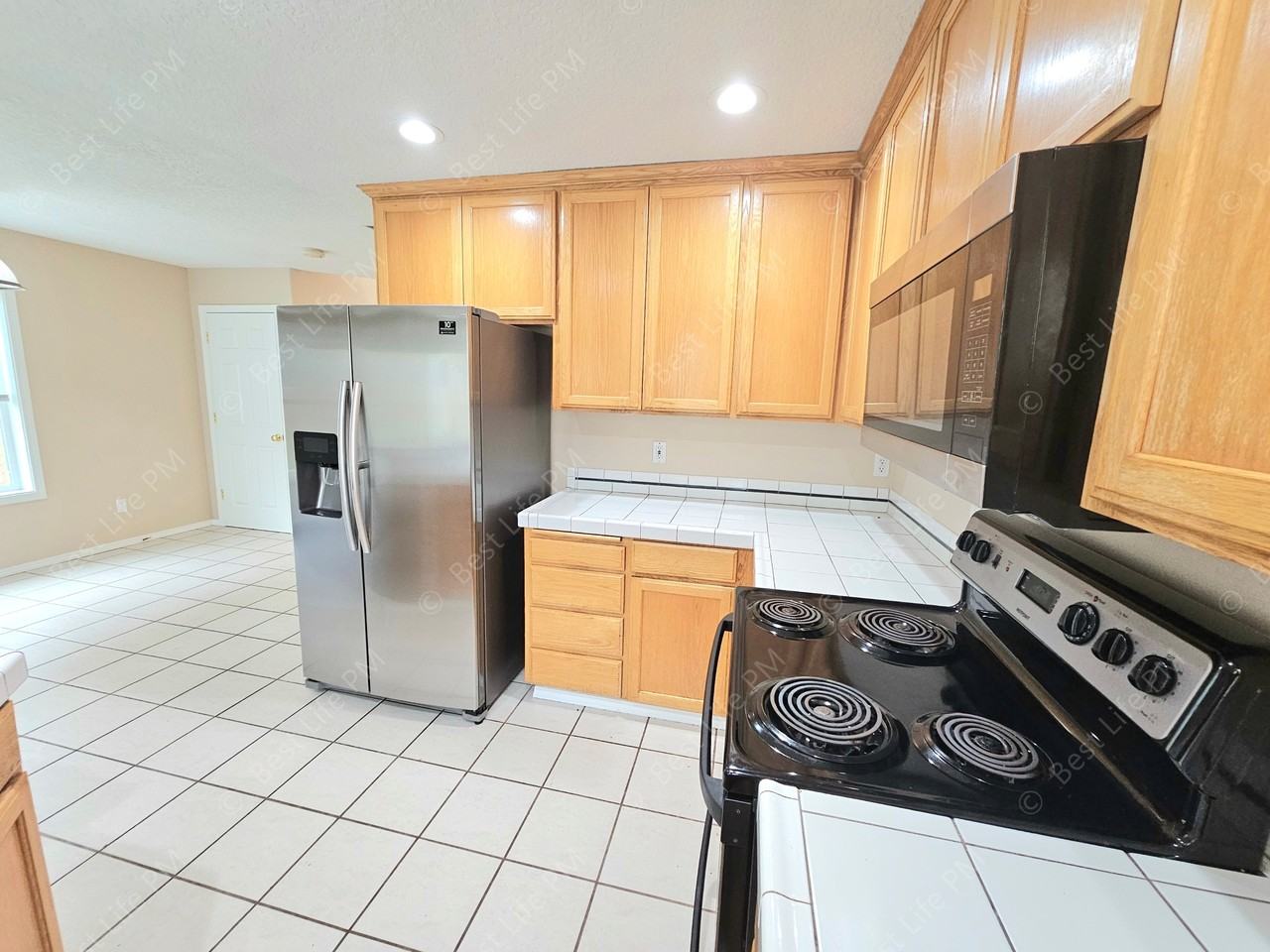 471 South Pine Street (10041) - Photo 6 of 30