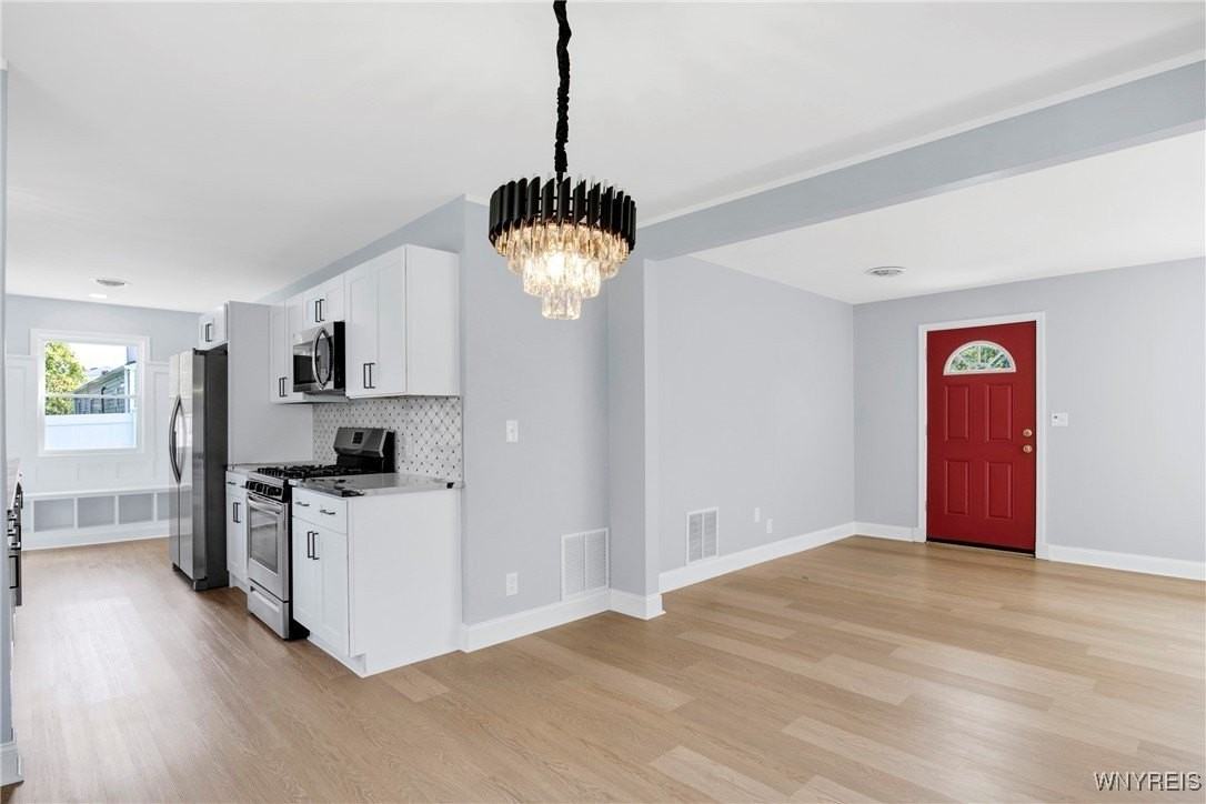 28 Campus Dr W - Photo 5 of 24