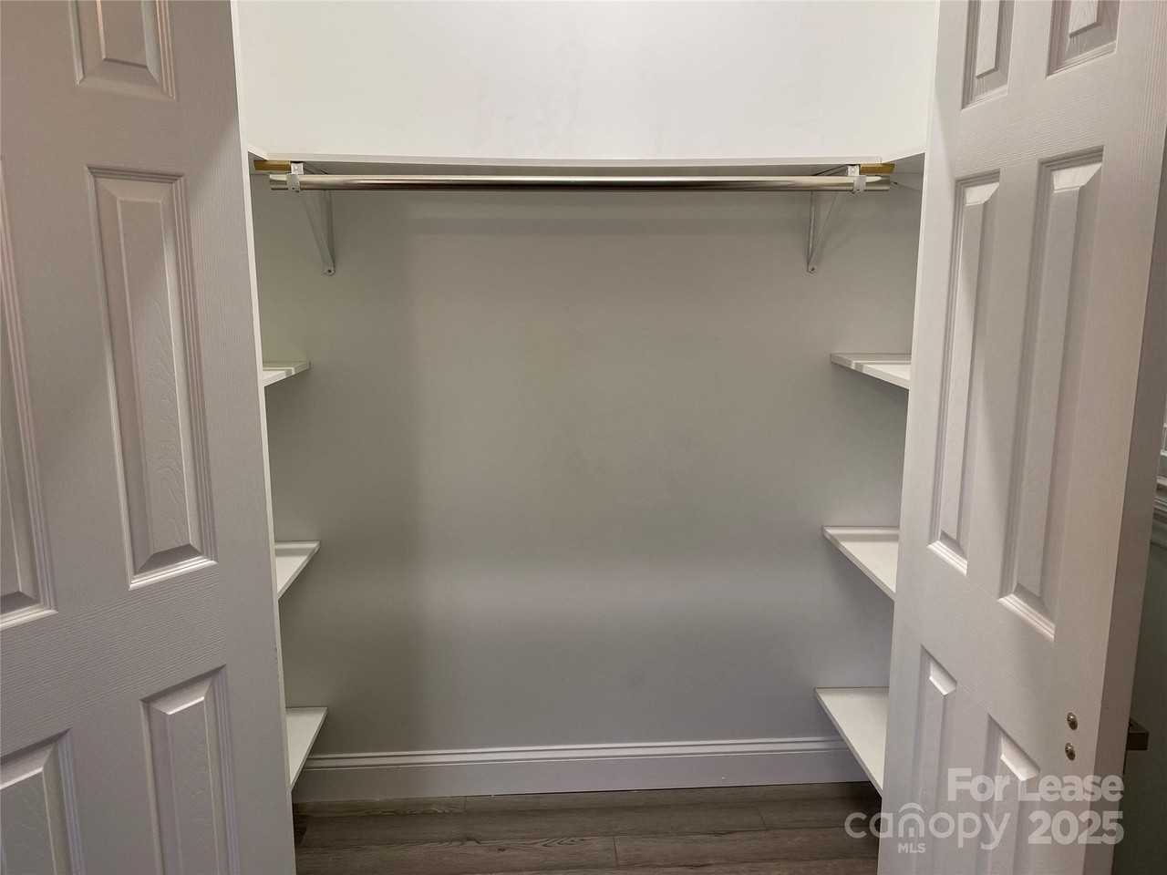 104 Secrest Avenue - Photo 7 of 10