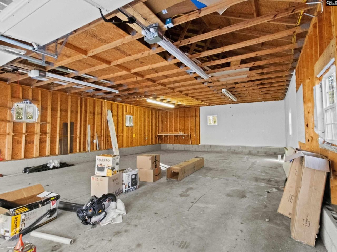 42 Halton Court - Photo 4 of 22