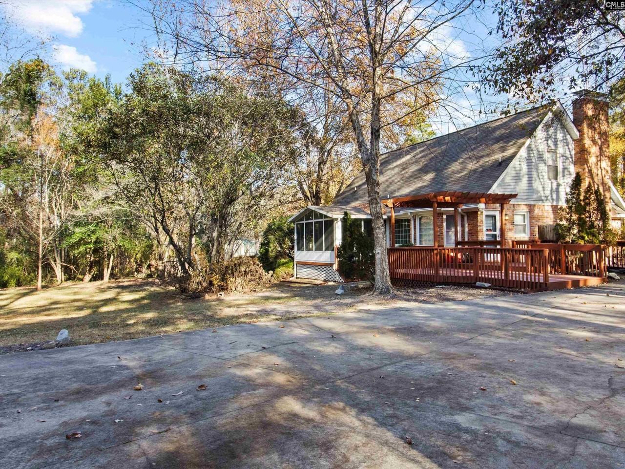 42 Halton Court - Photo 6 of 22