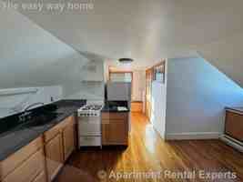 featured image of 8 Allen Street #3