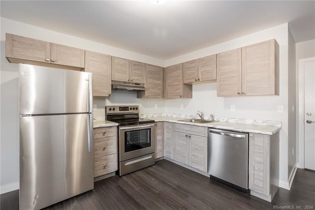 49 Taylor Ave #206 - Photo 4 of 16