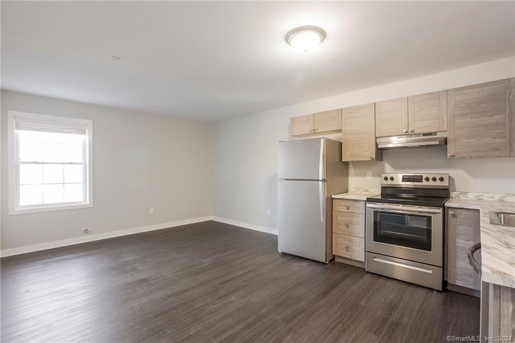 49 Taylor Ave #206 - Photo 5 of 16