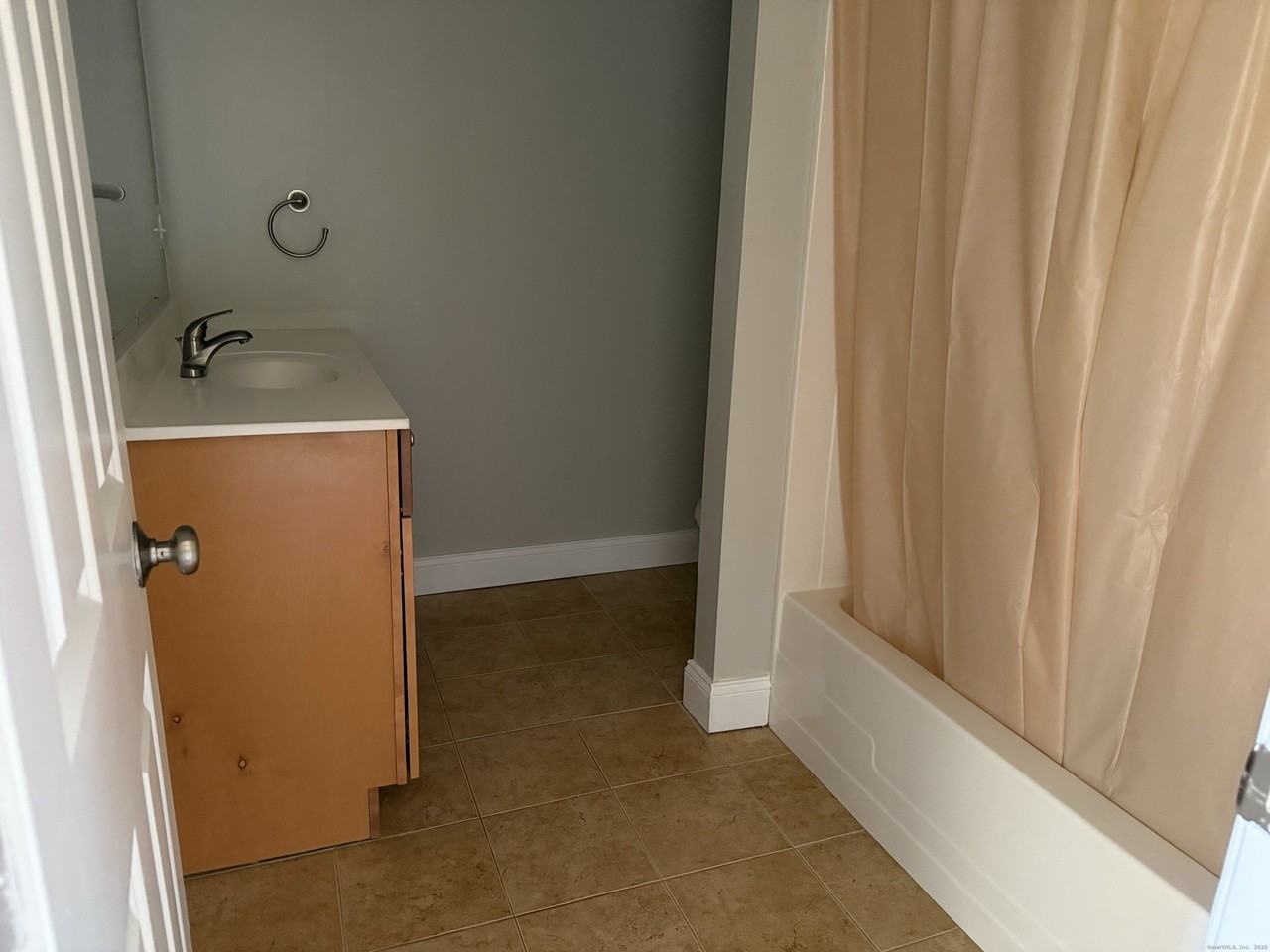 57 Hollis Dr #57 - Photo 5 of 9