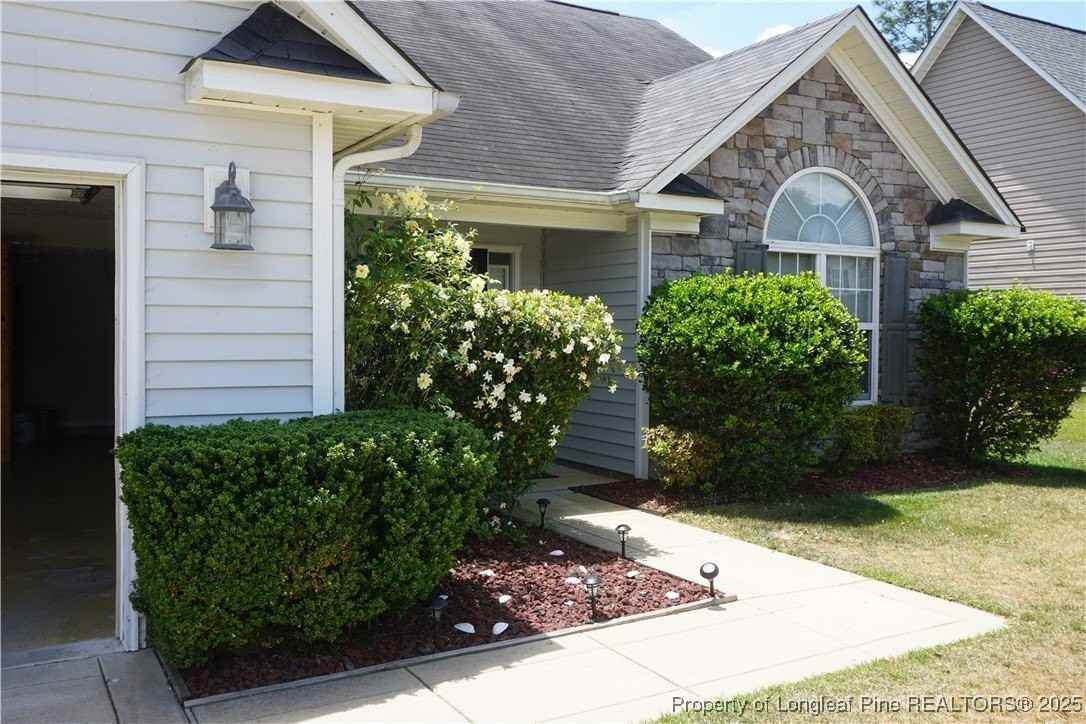 2913 Aristocrat Ln - Photo 2 of 30