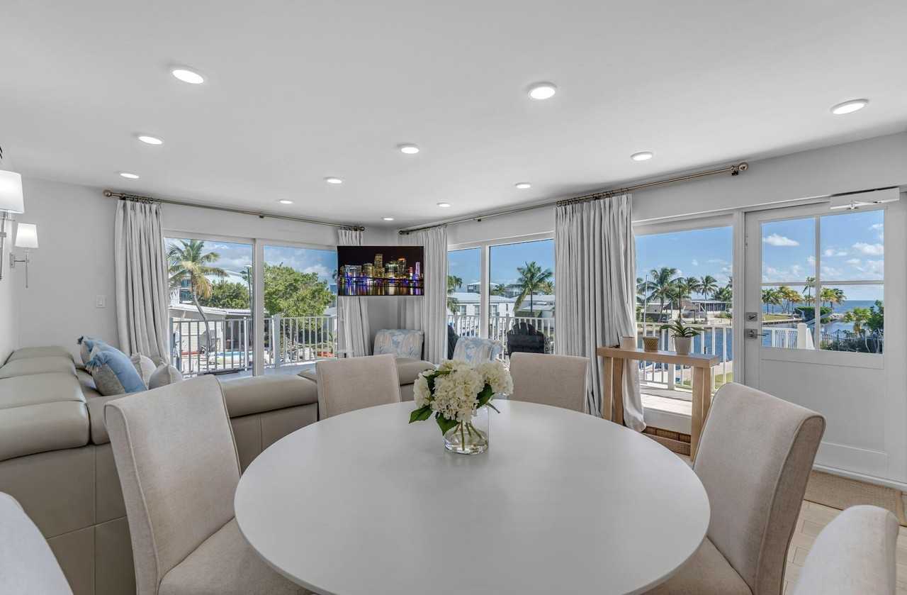 17 Poisonwood Rd - Photo 5 of 50