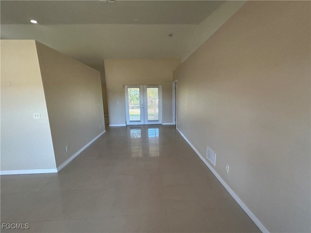 3516 Sw 15th Pl - Photo 4 of 25