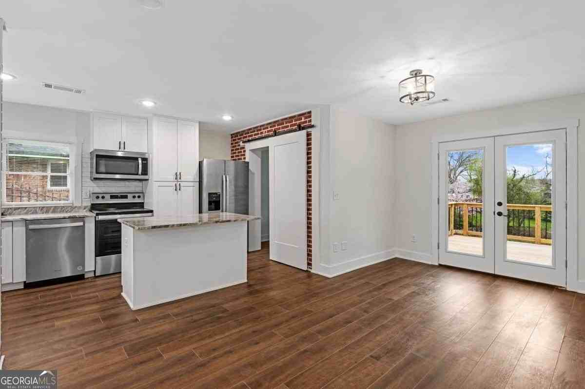 668 Custer Ave Se Unit A #A - Photo 5 of 26