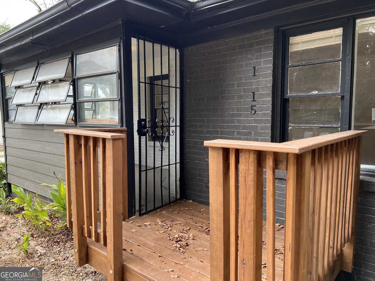 1215 Westview Dr Sw Unit A #A - Photo 3 of 24