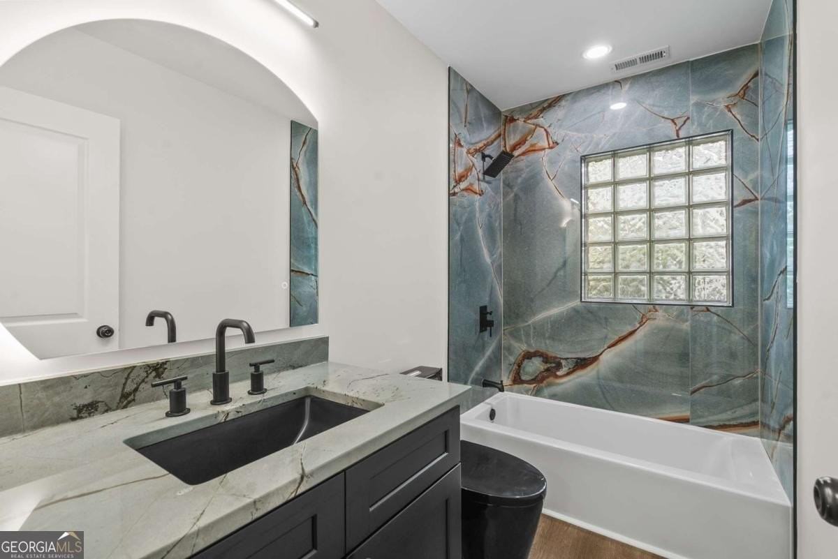 1658 Altadena Place Southwest - Photo 3 of 47