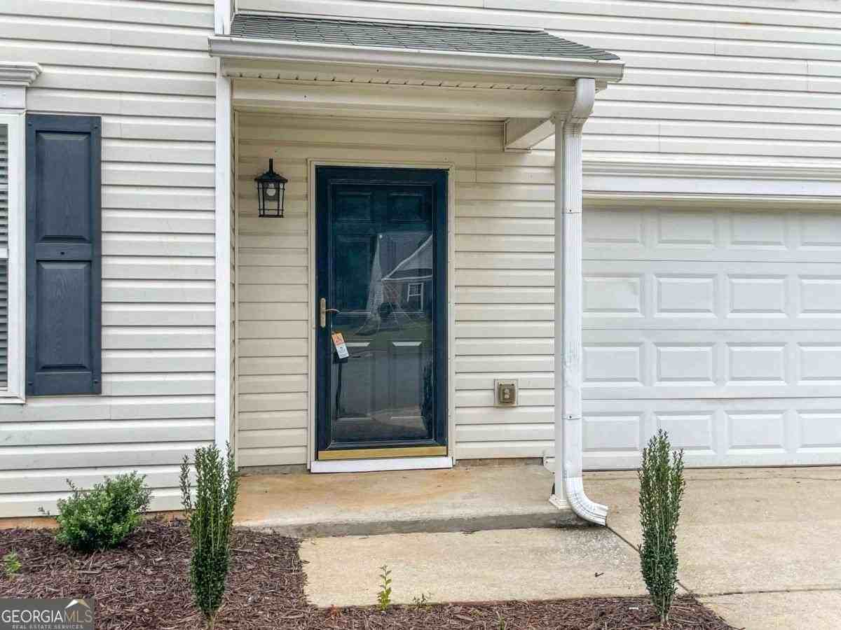 6205 Treeridge Dr Nw - Photo 3 of 38