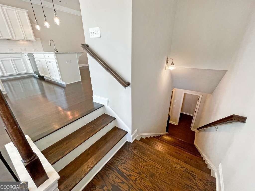 4129 Townsend Lane - Photo 4 of 38