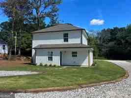 featured image of 5952 Moon Drive