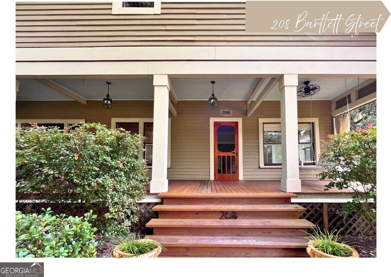 208 Bartlett Street - Photo 4 of 50