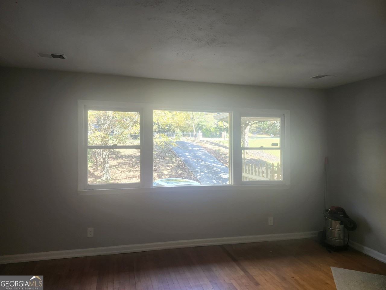 2828 Engle Road Northwest - Photo 7 of 35