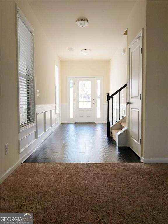 256 Staley Dr - Photo 2 of 8