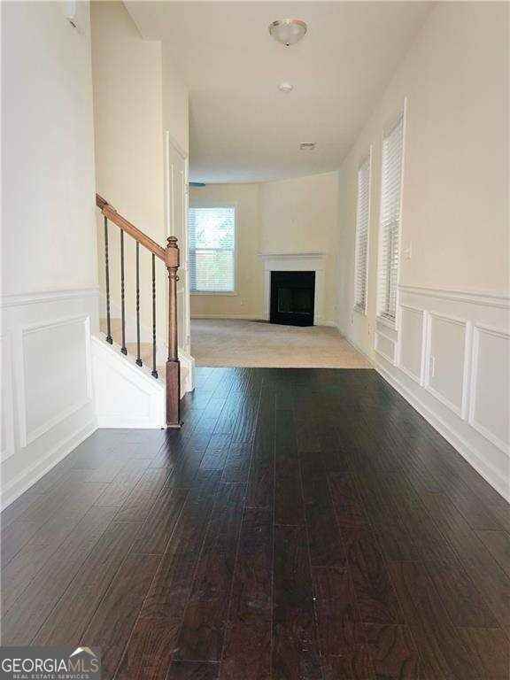 256 Staley Dr - Photo 3 of 8