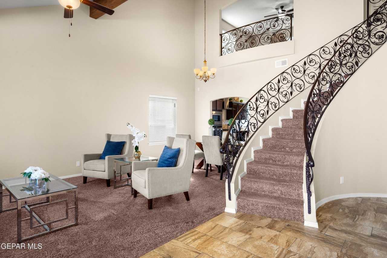 13232 Emerald Isle Street - Photo 3 of 39