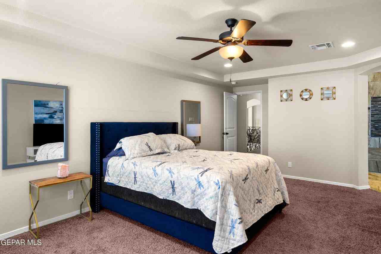 13232 Emerald Isle Street - Photo 6 of 39