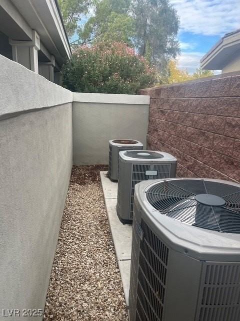 3030 American River Ln - Photo 7 of 36