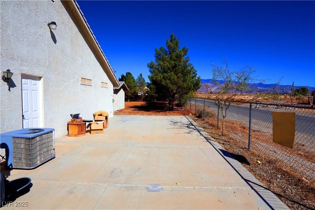 2751 S Dandelion St - Photo 7 of 30