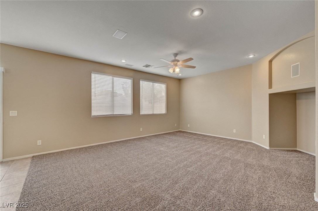 893 Dancing Vines Ave - Photo 6 of 50