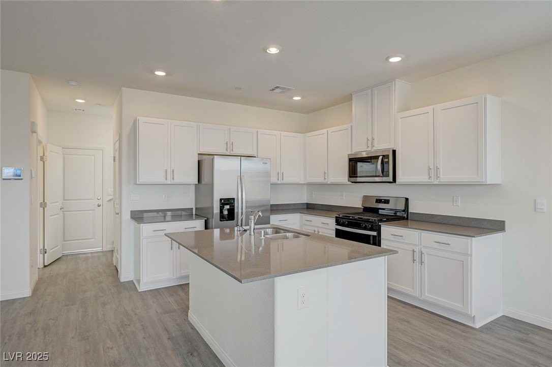 502 Red Lovebird Ave - Photo 3 of 33