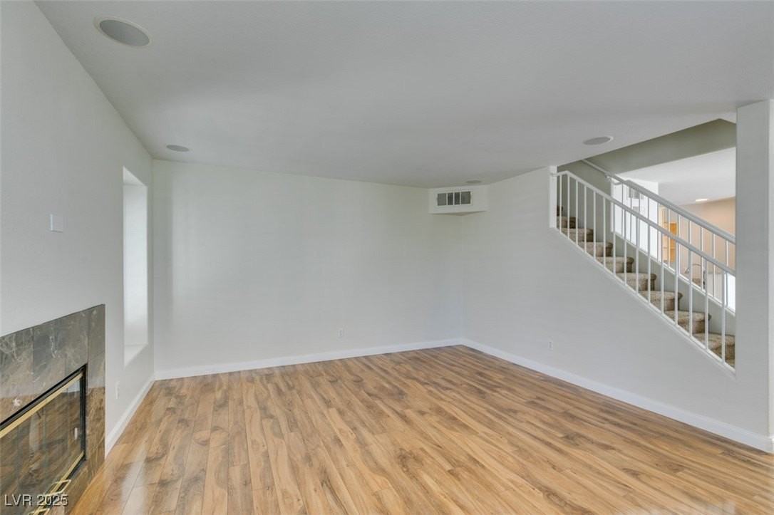 205 Luninborg Street - Photo 5 of 41