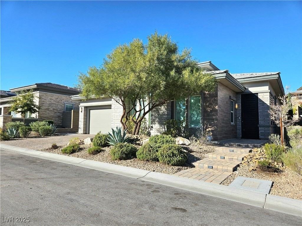 12374 Skyracer Dr - Photo 3 of 50