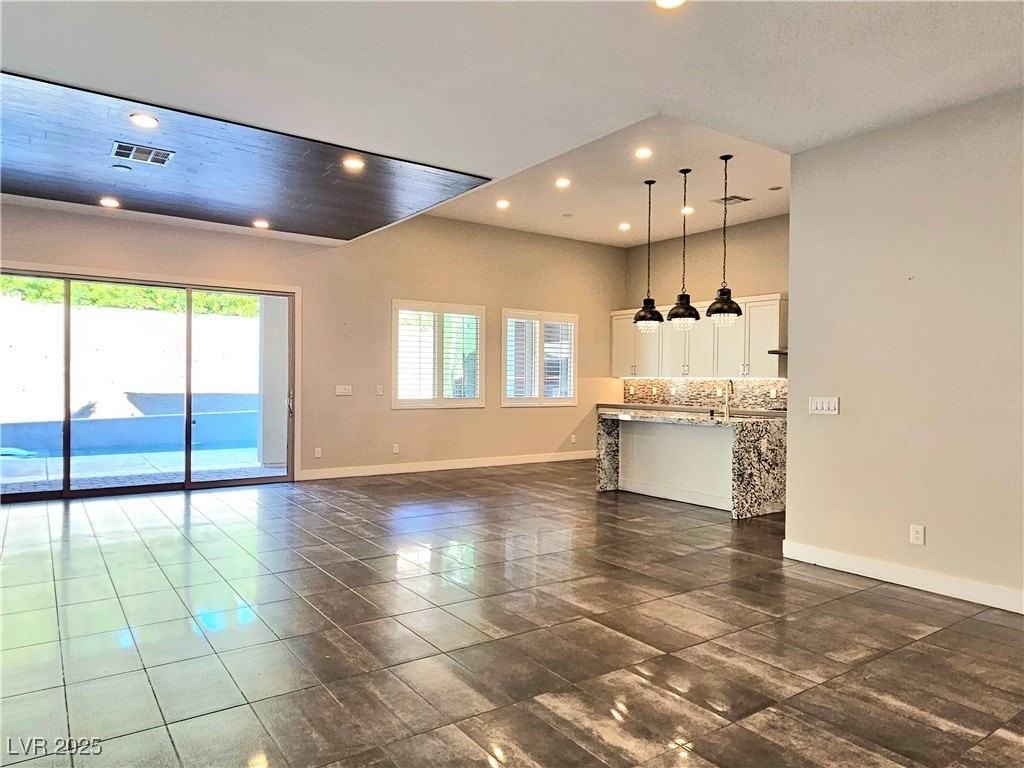 12374 Skyracer Dr - Photo 6 of 50