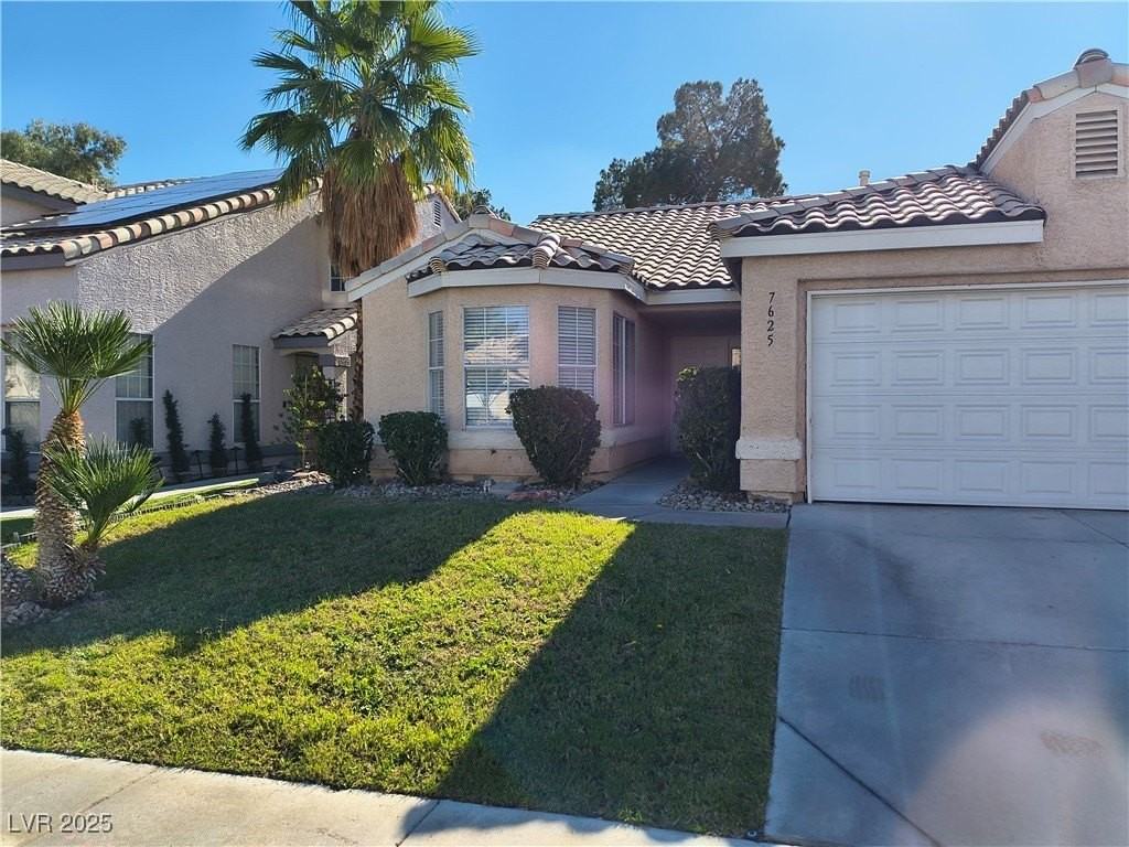 7625 Shore Haven Dr - Photo 2 of 28