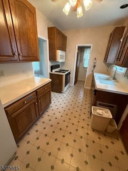 411 Brook Street - Photo 3 of 10