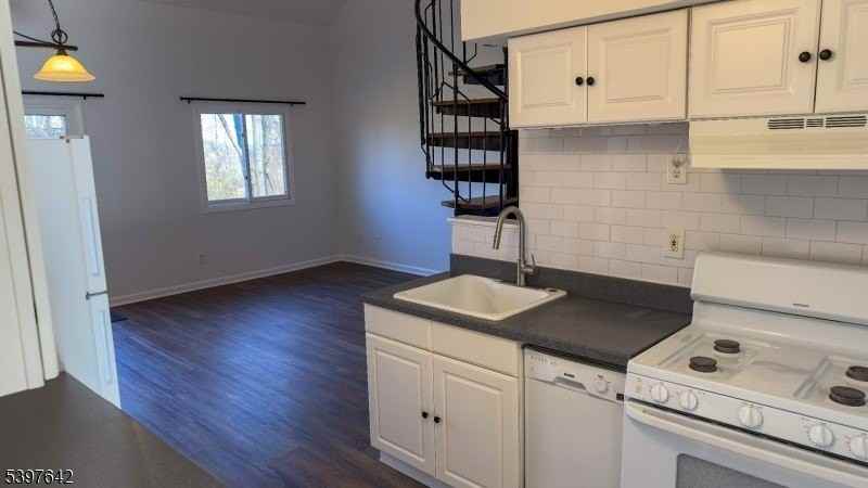 1 Snowbird Ct #8 - Photo 3 of 17