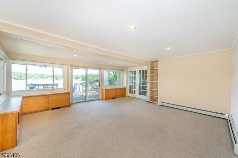 21 E Shore Rd - Photo 3 of 31