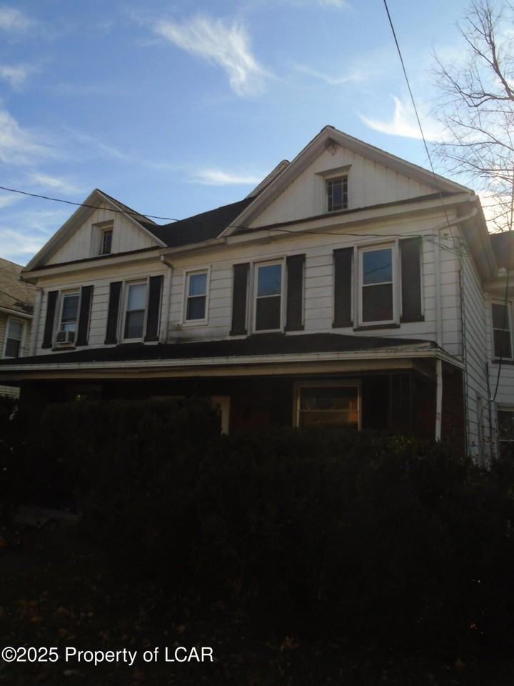 70 Plank St - Photo 3 of 28