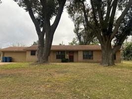 featured image of 3206 Bogota Road