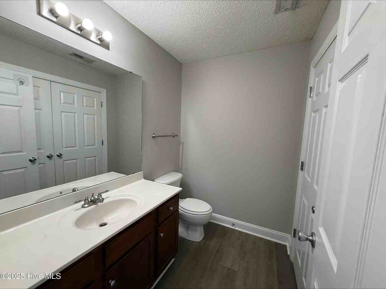 4215 Dudleys Grant Dr Apt F #F - Photo 3 of 19