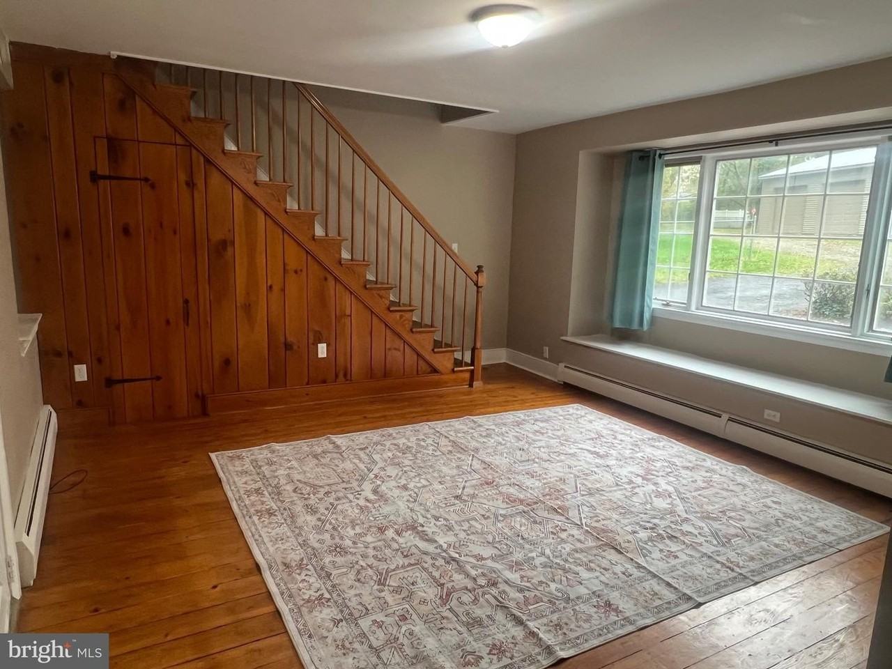 815 Cypress Ave - Photo 2 of 19