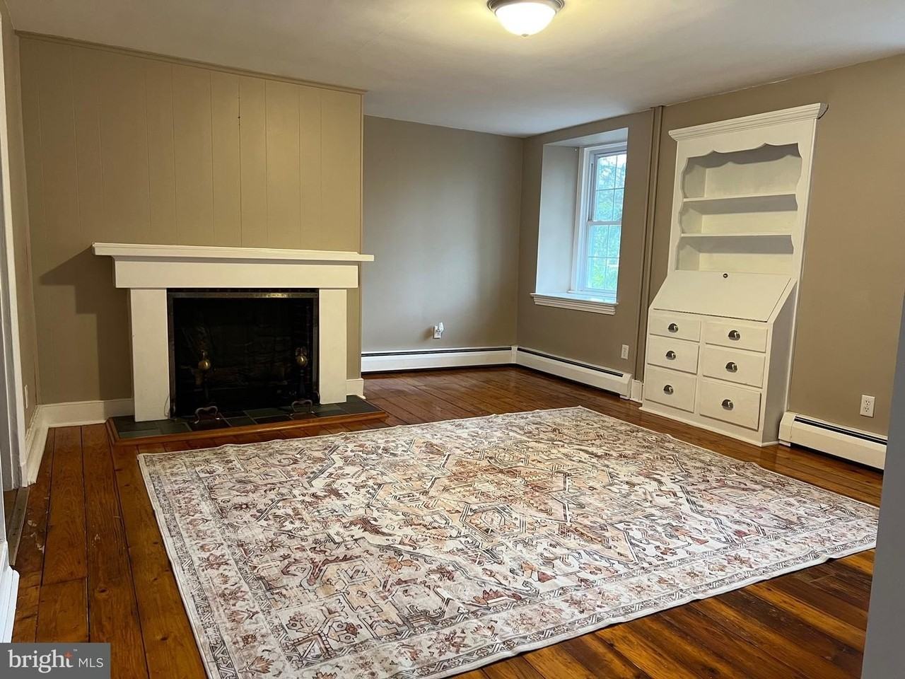 815 Cypress Ave - Photo 3 of 19