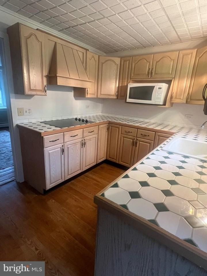 815 Cypress Ave - Photo 5 of 19