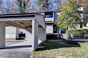 featured image of 8 Spring West