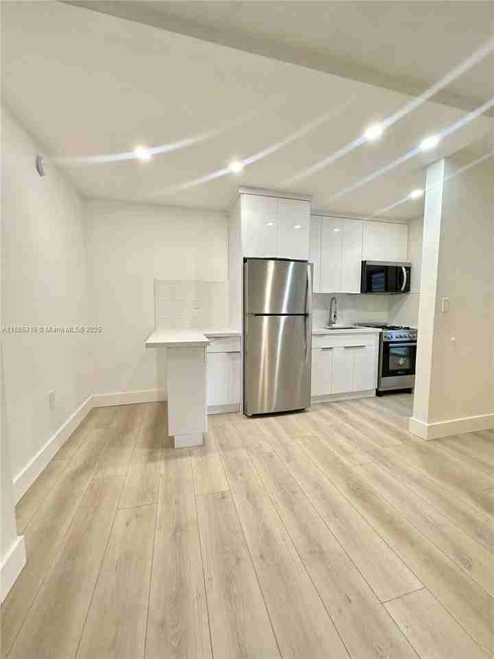 5991 Sw 76th St #A2 - Photo 6 of 15