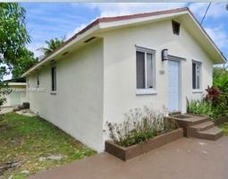 featured image of 1881 Northwest 66th Street #1