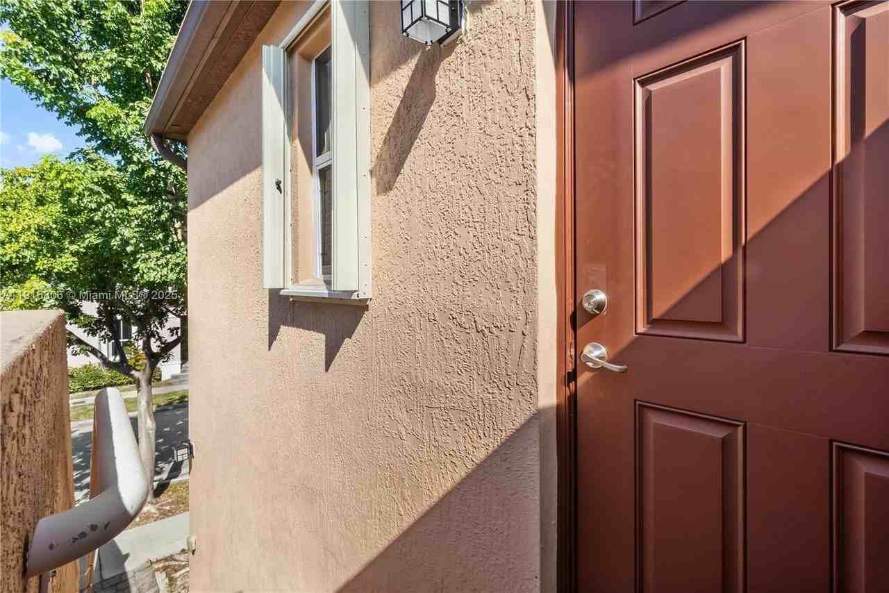 9301 Sw 171st Ave #2 - Photo 7 of 14