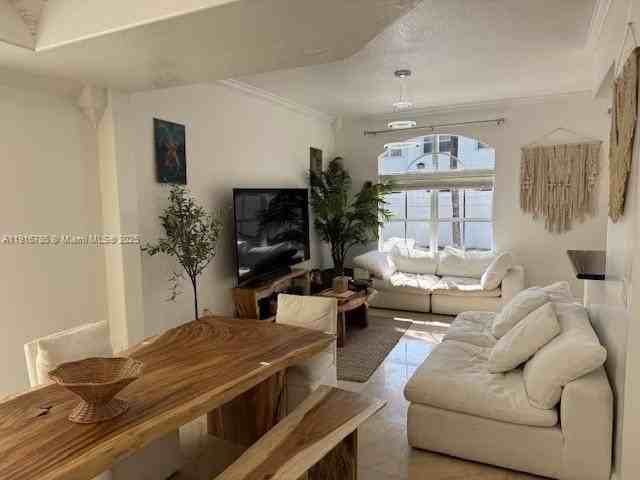 3206 Ne 212th St - Photo 5 of 30